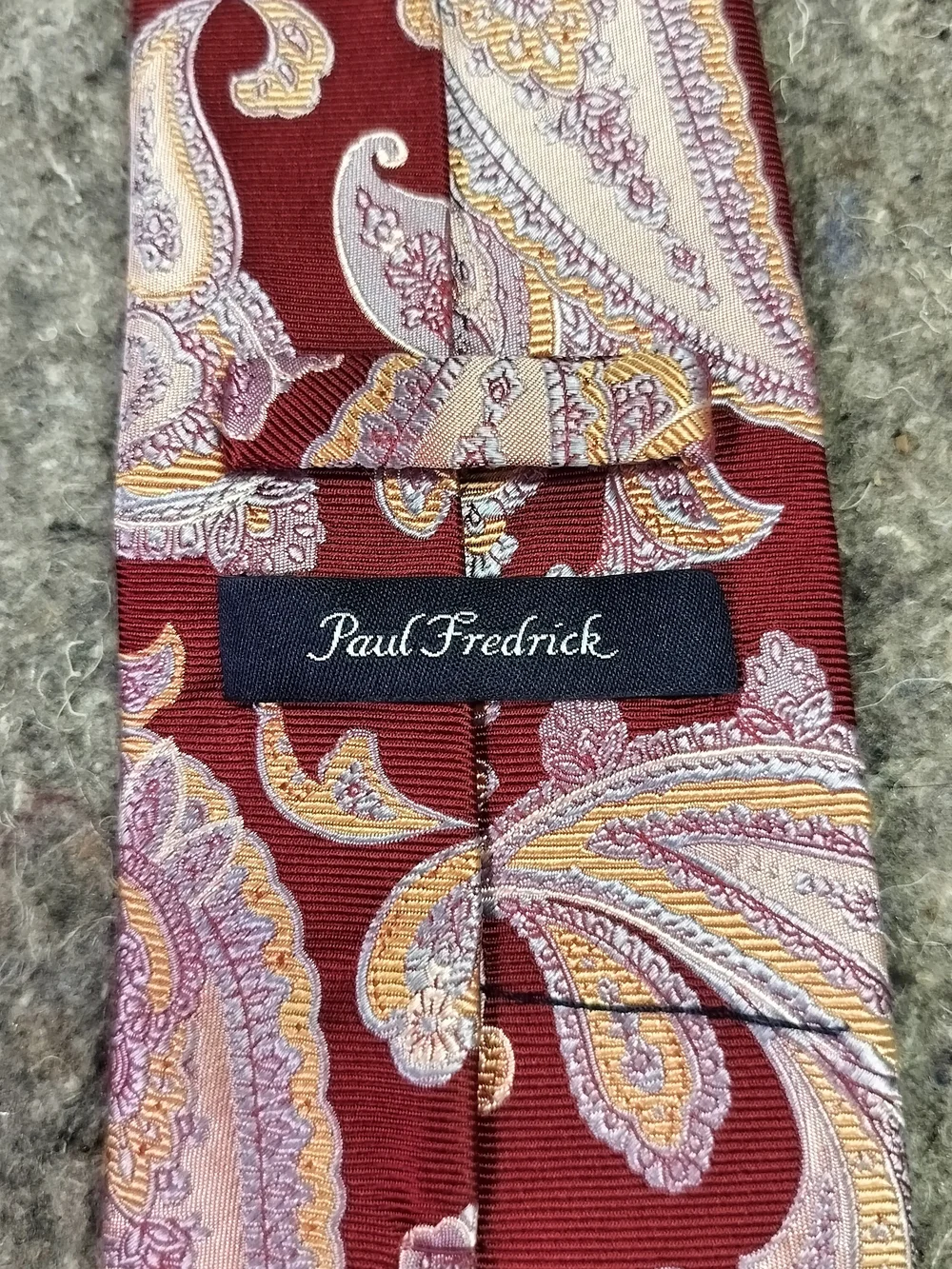 Paul Frederick Necktie Silk Red Paisley 100% Made in Italy